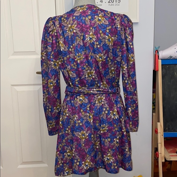 Vintage Floral Dress with Shoulder Pads and Belt - Picture 2 of 11